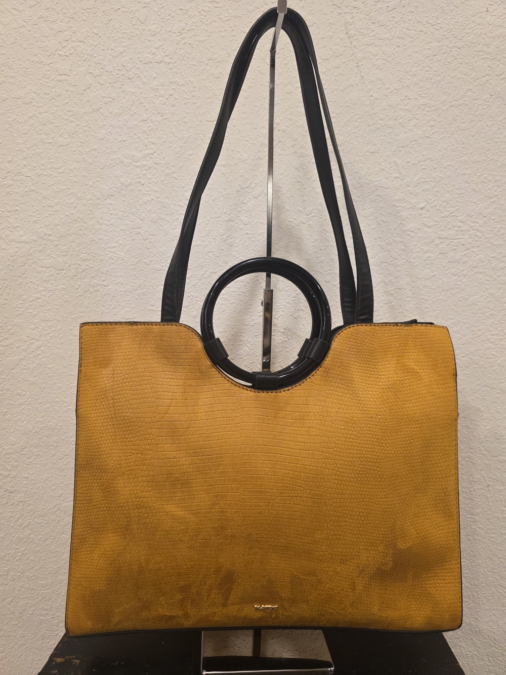Cheryl Marie shoulder bag in yellow tote designed Parfois